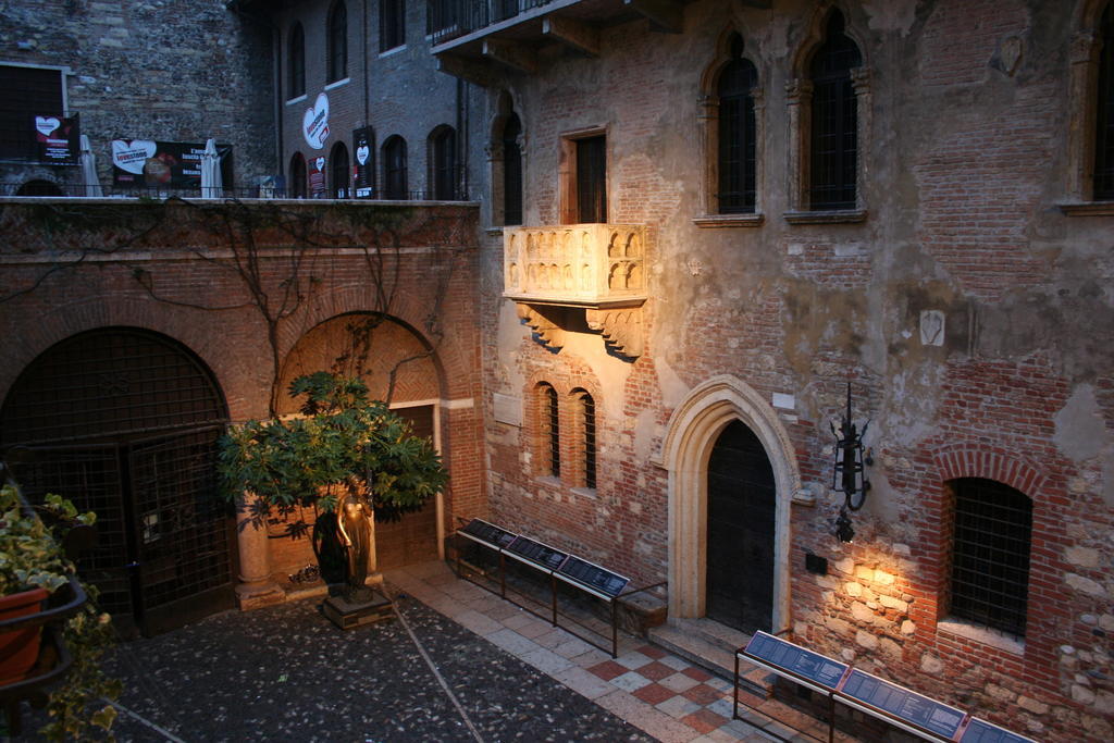 La Corte Di Giulietta Frühstückspension 3*